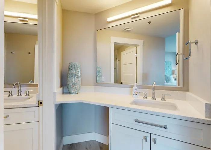 Holiday home The Club 401c Beachfront In With Pools Tennis Gym Gulf Shores
