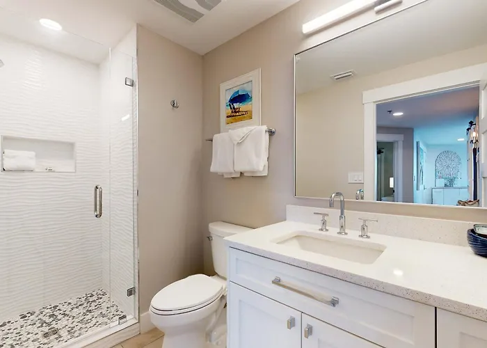 The Club 401c Beachfront In With Pools Tennis Gym *