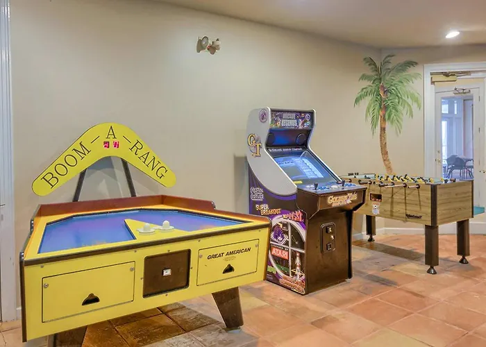 The Club 401c Beachfront In With Pools Tennis Gym
